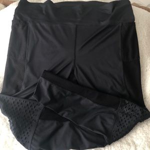 Women’s active leggings